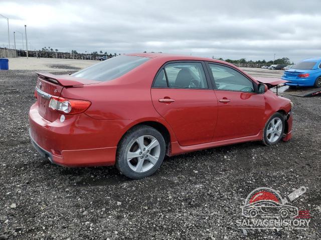 2T1BU4EE8DC124005 2013 TOYOTA COROLLA photo no. 3