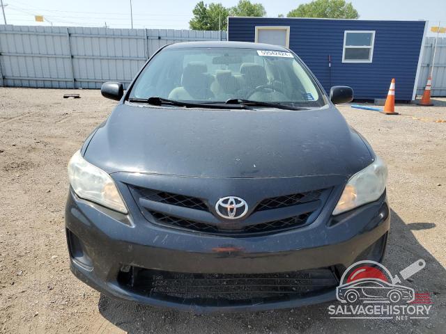 5YFBU4EE8DP127678 2013 TOYOTA COROLLA photo no. 5