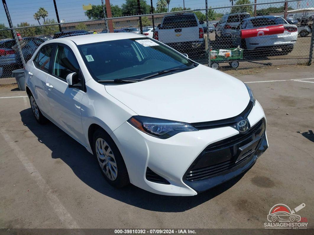 2T1BURHE0JC043987 2018 TOYOTA COROLLA photo no. 1