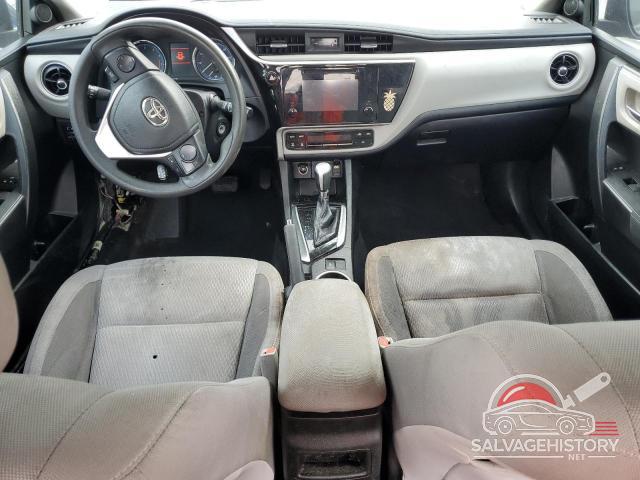 5YFBURHEXJP853160 2018 TOYOTA COROLLA photo no. 8