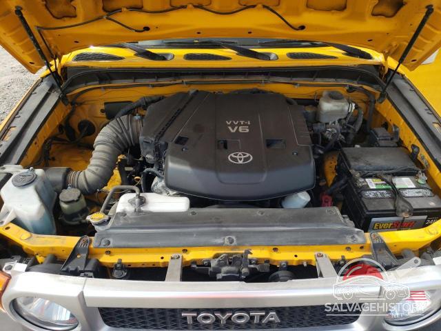 JTEBU11F570012530 2007 TOYOTA FJ CRUISER photo no. 12