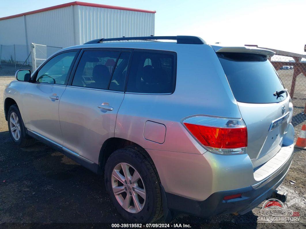 5TDBK3EH0CS100412 2012 TOYOTA HIGHLANDER photo no. 3