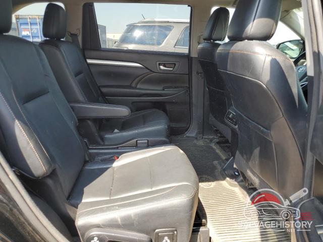 5TDJZRFH0JS542290 2018 TOYOTA HIGHLANDER photo no. 11