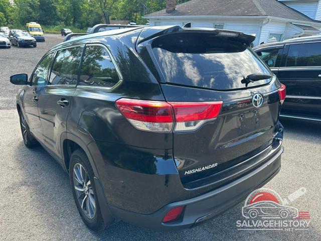 5TDJZRFH1JS814992 2018 TOYOTA HIGHLANDER photo no. 2
