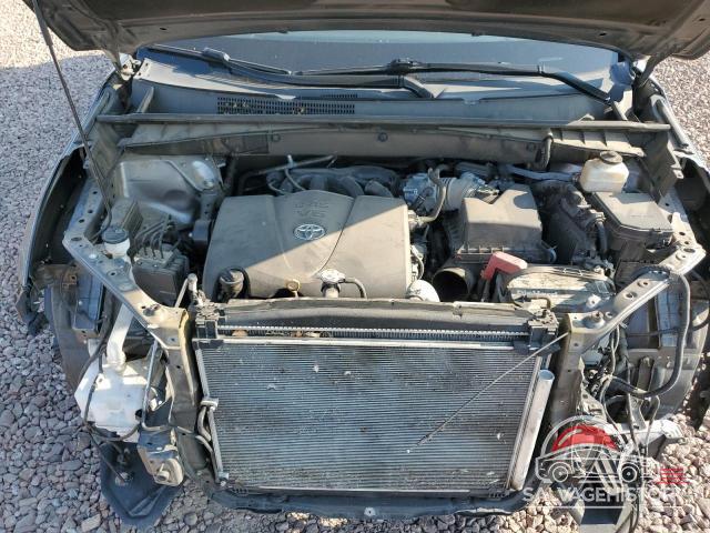 5TDZZRFH2JS246738 2018 TOYOTA HIGHLANDER photo no. 11
