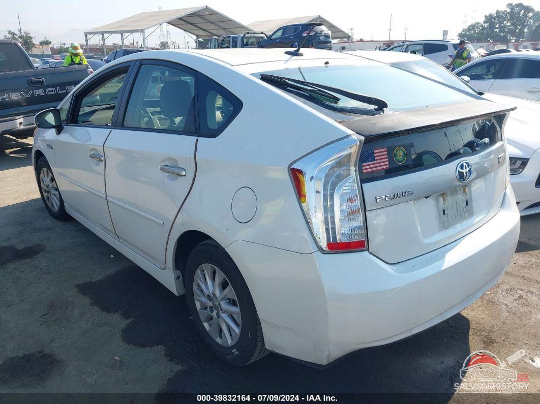 JTDKN3DP1D3040790 2013 TOYOTA PRIUS PLUG-IN photo no. 3