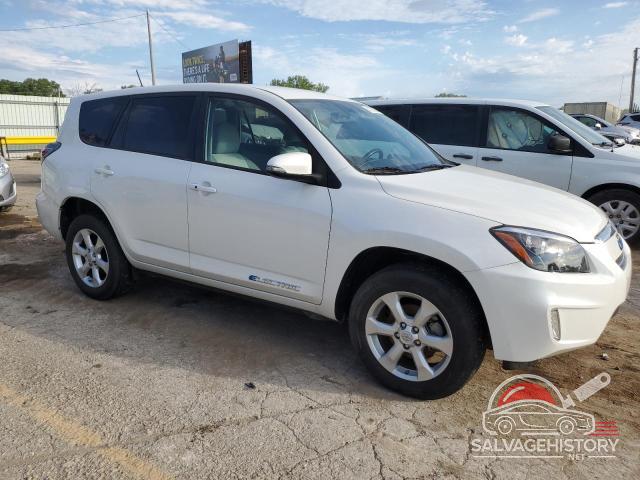 2T3YL4DV3EW002464 2014 TOYOTA RAV4 photo no. 4