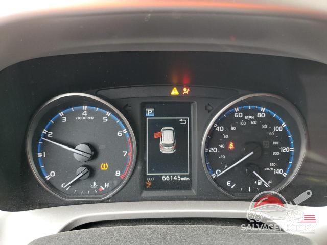 JTMZFREV2HJ111637 2017 TOYOTA RAV4 photo no. 9