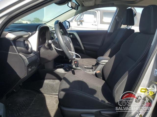2T3WFREV4JW441418 2018 TOYOTA RAV4 photo no. 7