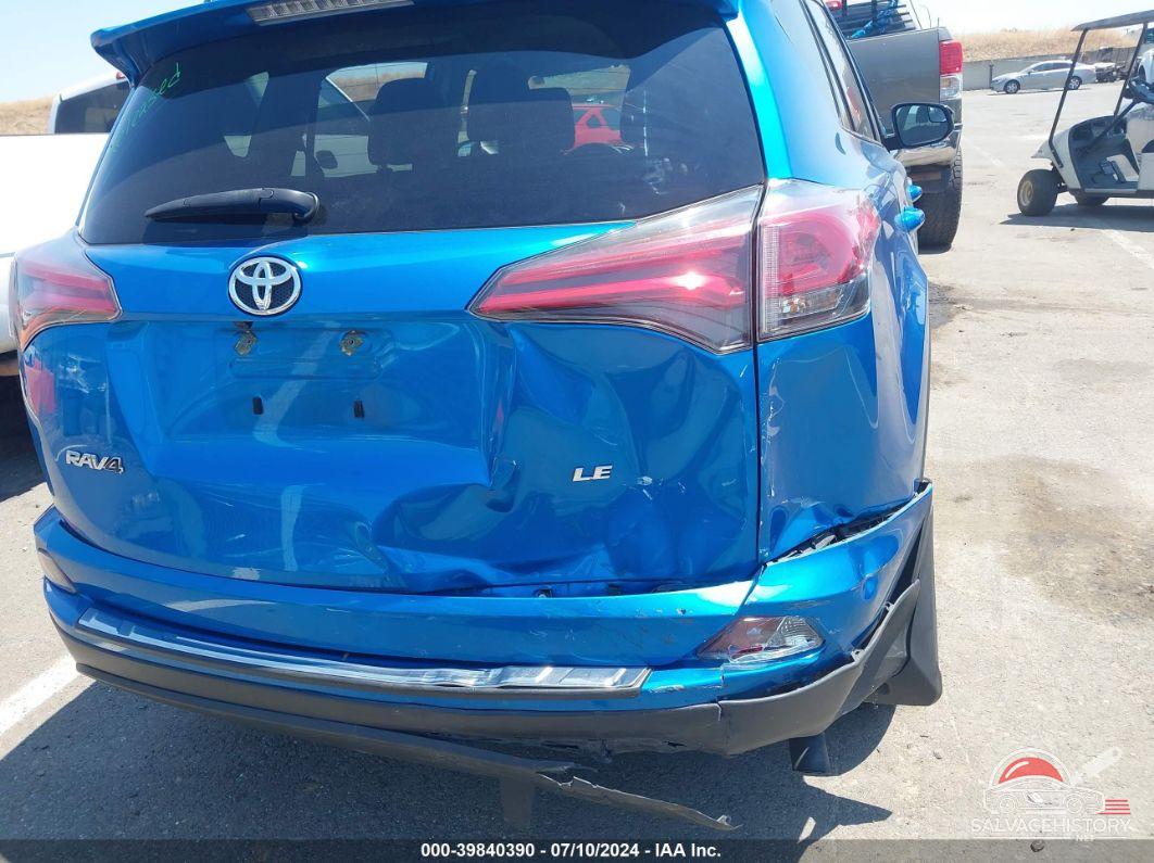 JTMZFREV2JJ725870 2018 TOYOTA RAV4 photo no. 6