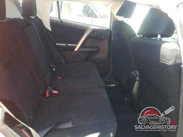 JTMZFREVXJJ158615 2018 TOYOTA RAV4 photo no. 11