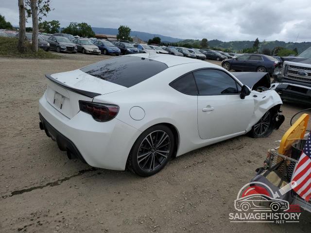 JF1ZNAA14F8703705 2015 TOYOTA SCION photo no. 3