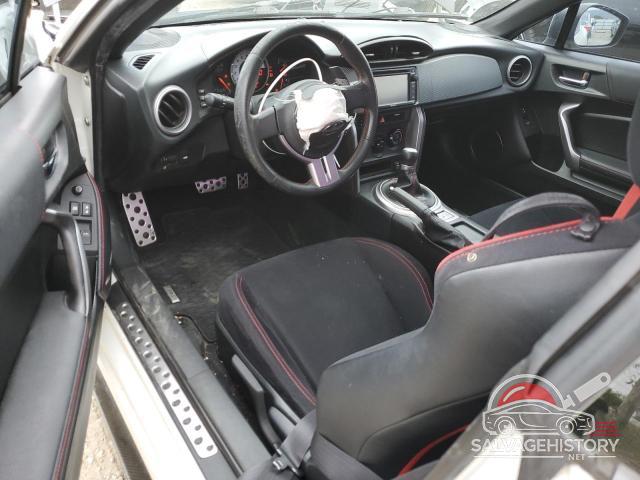 JF1ZNAA14F8703705 2015 TOYOTA SCION photo no. 8