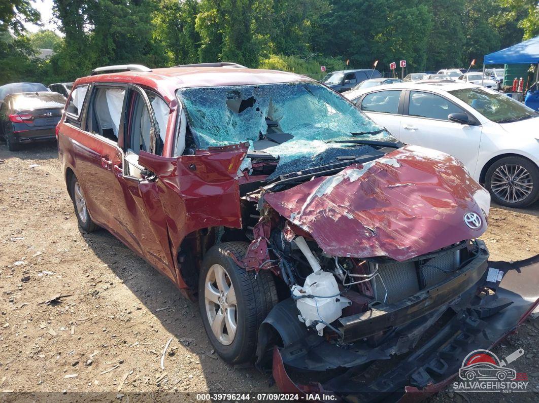 5TDKK3DC2ES424728 2014 TOYOTA SIENNA photo no. 6