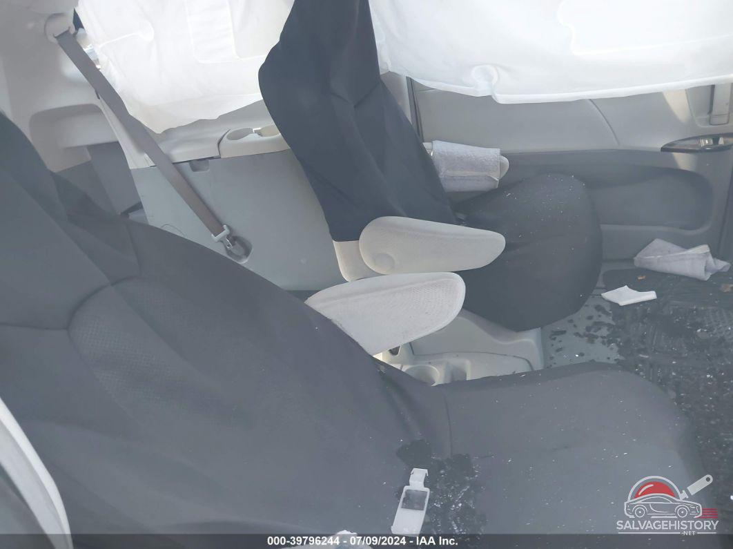5TDKK3DC2ES424728 2014 TOYOTA SIENNA photo no. 8