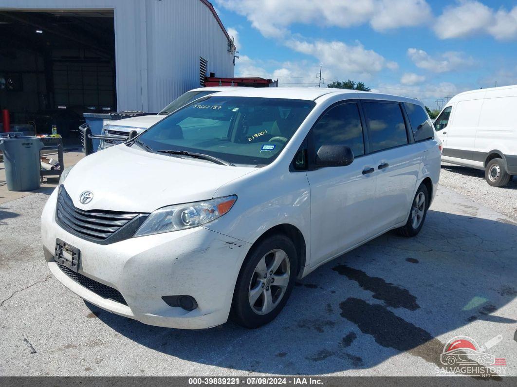5TDZK3DC6ES468066 2014 TOYOTA SIENNA photo no. 2