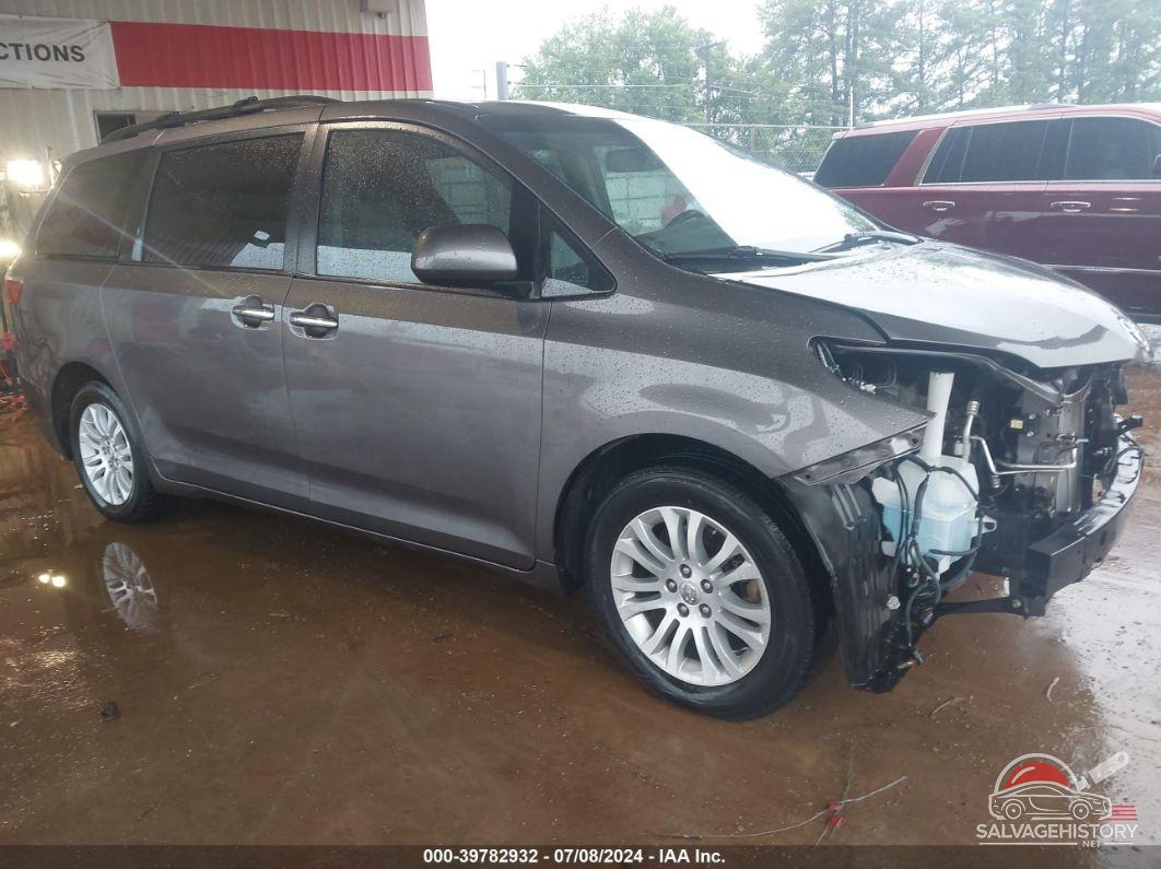 5TDYK3DC8GS751051 2016 TOYOTA SIENNA photo no. 15