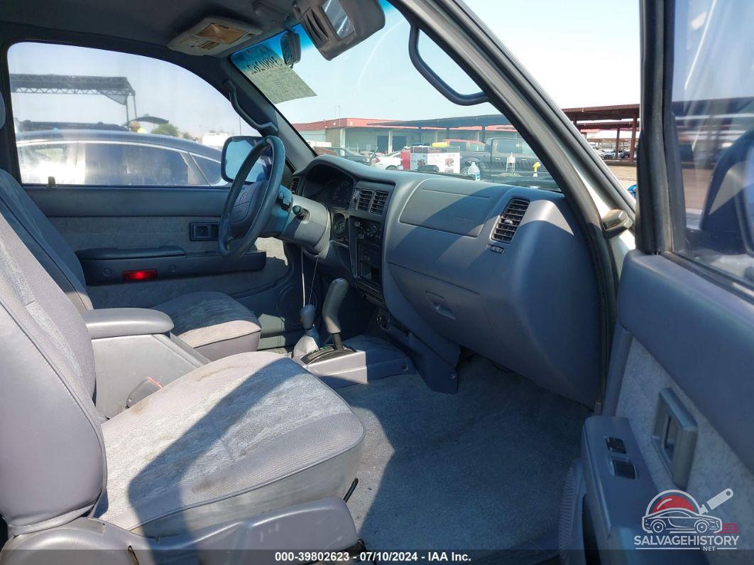 4TAWN72N6YZ666019 2000 TOYOTA TACOMA photo no. 5