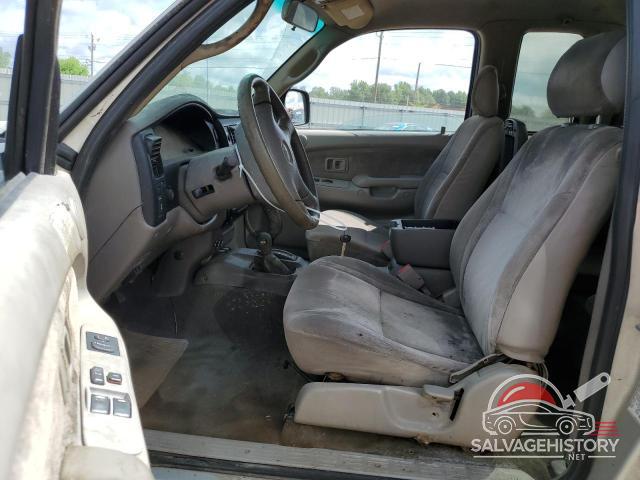 5TEWN72N82Z041086 2002 TOYOTA TACOMA photo no. 7