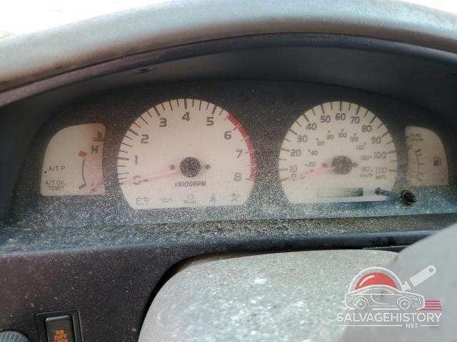 5TEWN72N82Z041086 2002 TOYOTA TACOMA photo no. 9