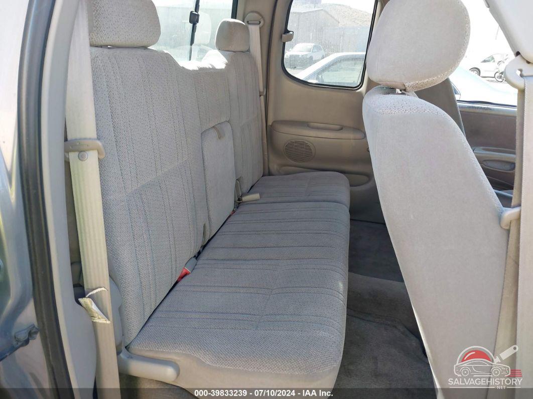 5TBBT4417YS045349 2000 TOYOTA TUNDRA photo no. 8