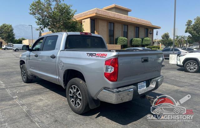 5TFDY5F13HX661192 2017 TOYOTA TUNDRA photo no. 3
