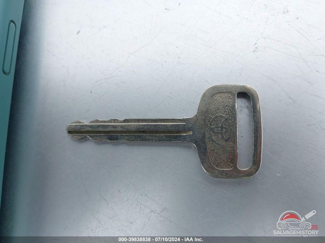 JTDBT923771100175 2007 TOYOTA YARIS photo no. 11