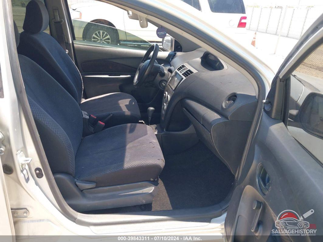 JTDBT923081287048 2008 TOYOTA YARIS photo no. 5