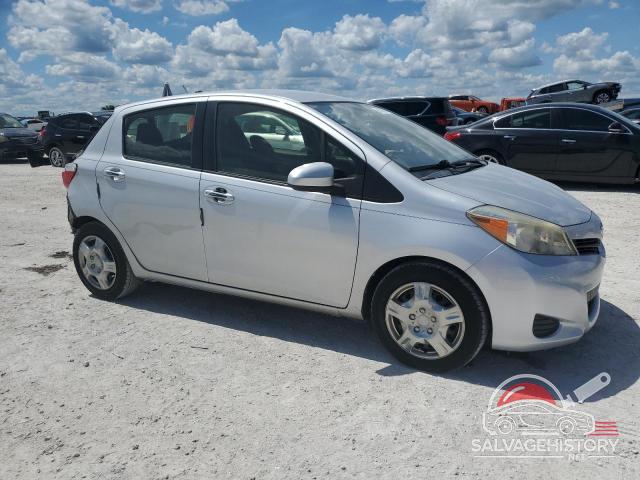 JTDKTUD31DD546199 2013 TOYOTA YARIS photo no. 4