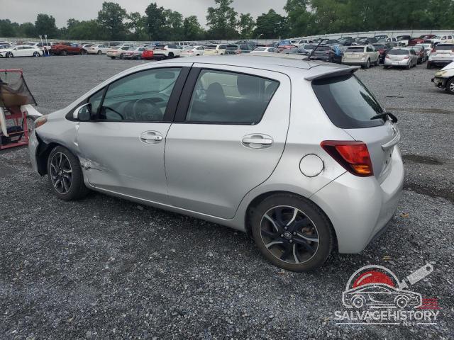 VNKKTUD30FA015099 2015 TOYOTA YARIS photo no. 2