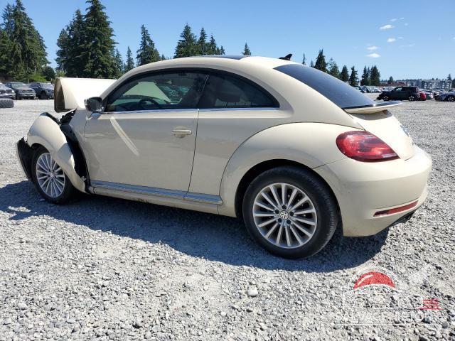 3VWFD7AT3KM705288 2019 VOLKSWAGEN BEETLE photo no. 2