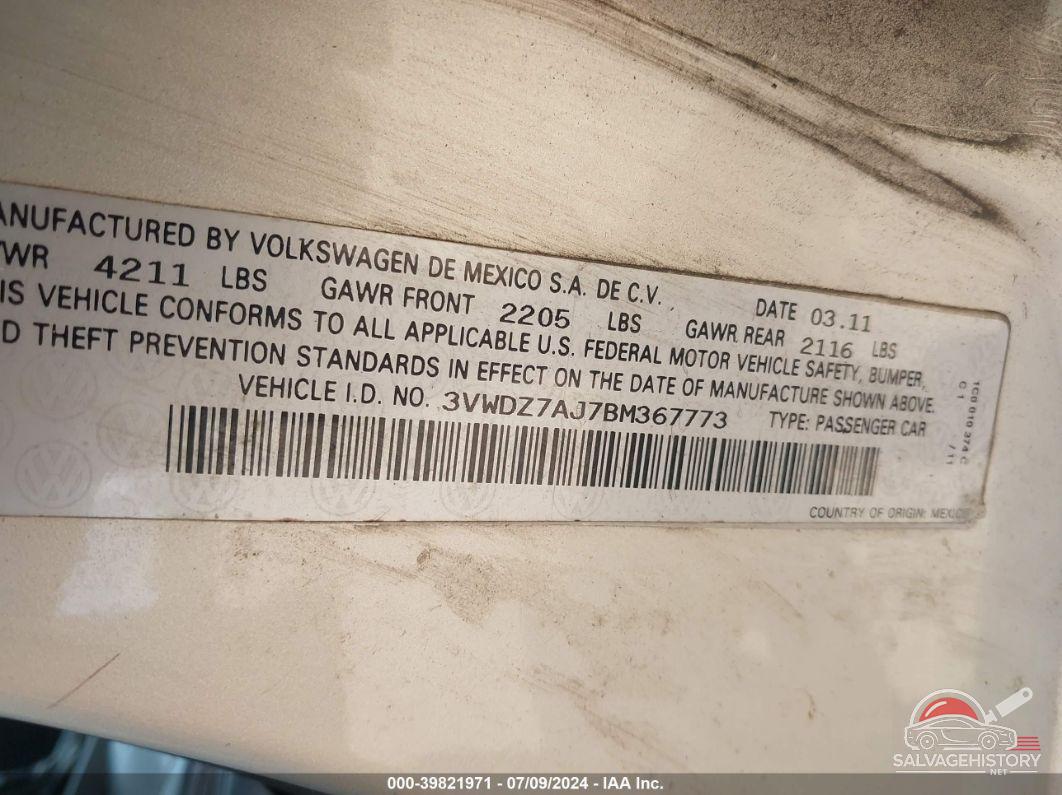 3VWDZ7AJ7BM367773 2011 VOLKSWAGEN JETTA photo no. 9