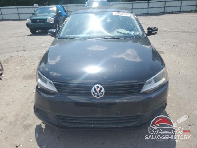3VWDP7AJ6CM303425 2012 VOLKSWAGEN JETTA photo no. 5