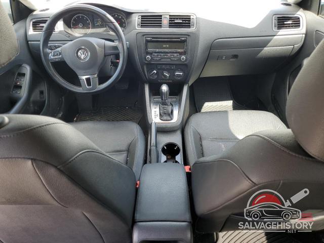 3VWDX7AJ9CM459779 2012 VOLKSWAGEN JETTA photo no. 8