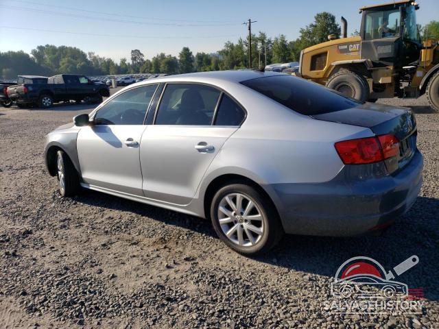 3VWLL7AJ6CM349053 2012 VOLKSWAGEN JETTA photo no. 2