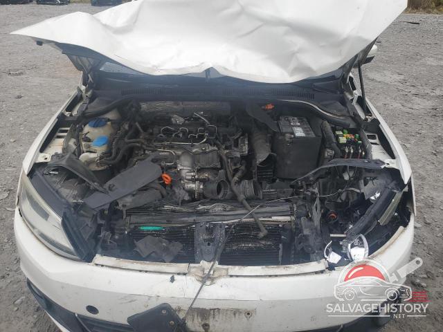3VWLL7AJXCM360461 2012 VOLKSWAGEN JETTA photo no. 11