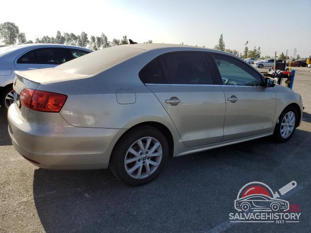 3VWDP7AJ5DM218500 2013 VOLKSWAGEN JETTA photo no. 3