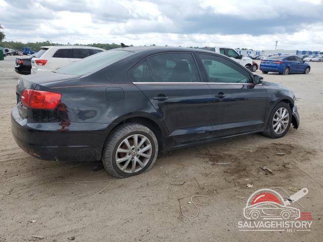 3VWDX7AJ8DM437838 2013 VOLKSWAGEN JETTA photo no. 3