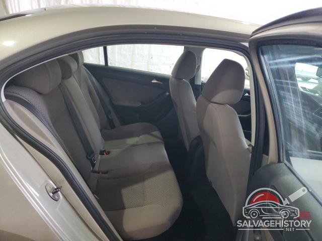 3VW1K7AJ5EM302027 2014 VOLKSWAGEN JETTA photo no. 10