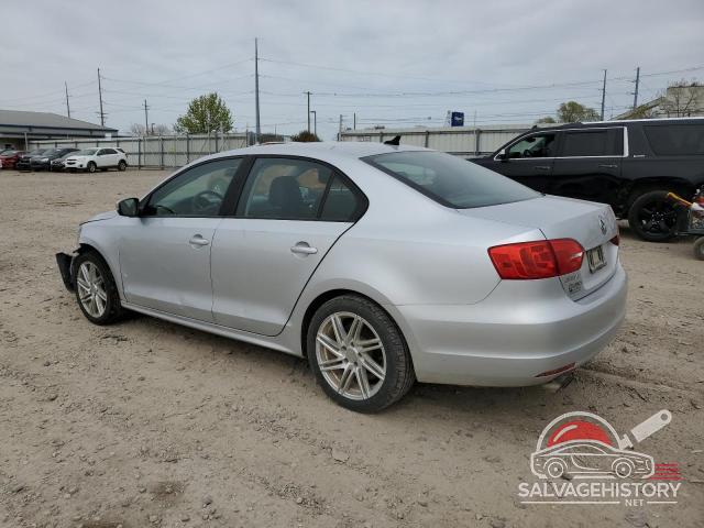 3VWD17AJ4EM283731 2014 VOLKSWAGEN JETTA photo no. 2