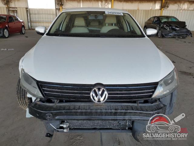 3VWD17AJ7EM226861 2014 VOLKSWAGEN JETTA photo no. 5