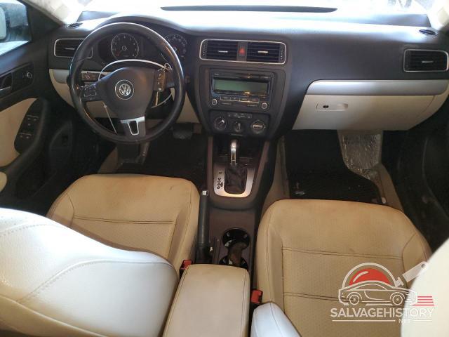 3VWD17AJ7EM226861 2014 VOLKSWAGEN JETTA photo no. 8