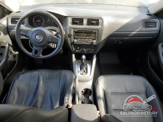 3VWD17AJ7EM396637 2014 VOLKSWAGEN JETTA photo no. 8