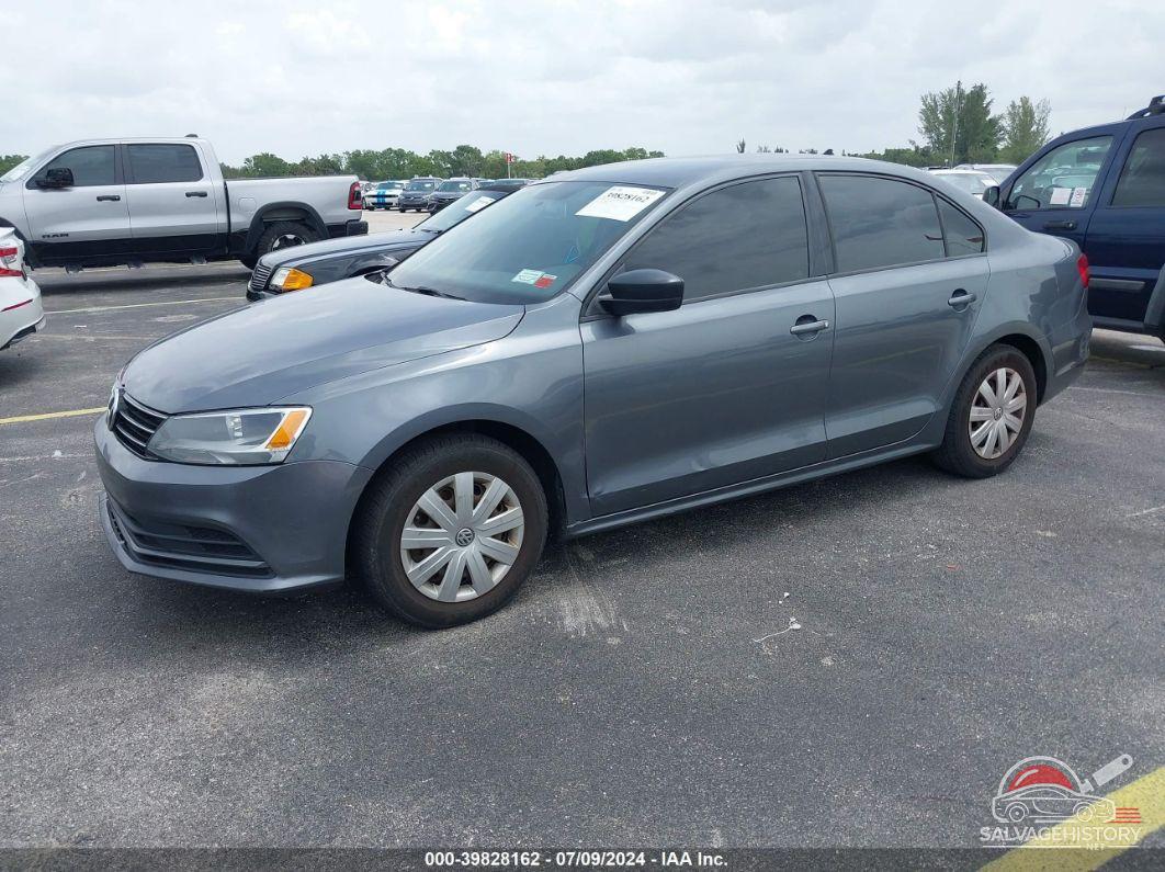 3VW1K7AJ3FM408560 2015 VOLKSWAGEN JETTA photo no. 2