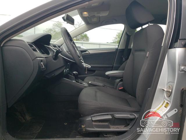 3VWD17AJ6FM267922 2015 VOLKSWAGEN JETTA photo no. 7