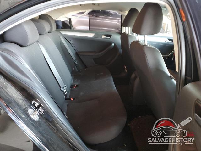 3VWD67AJ2GM368233 2016 VOLKSWAGEN JETTA photo no. 10