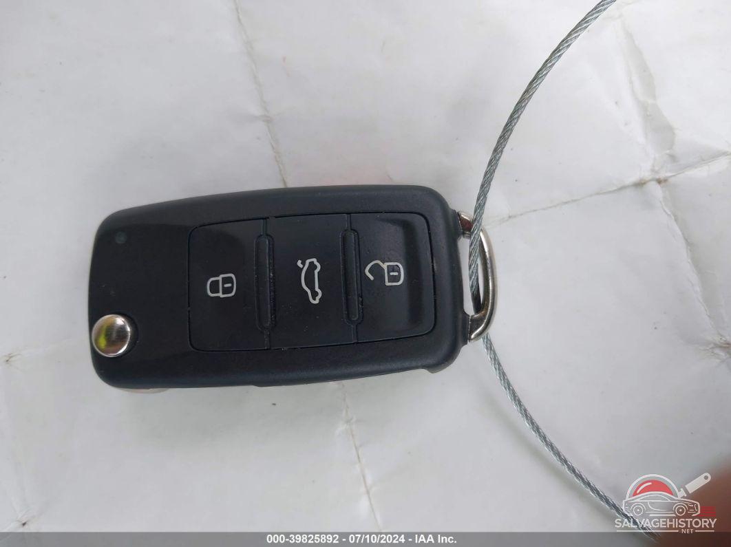 3VW637AJ9EM312594 2014 VOLKSWAGEN JETTA SEDAN photo no. 11