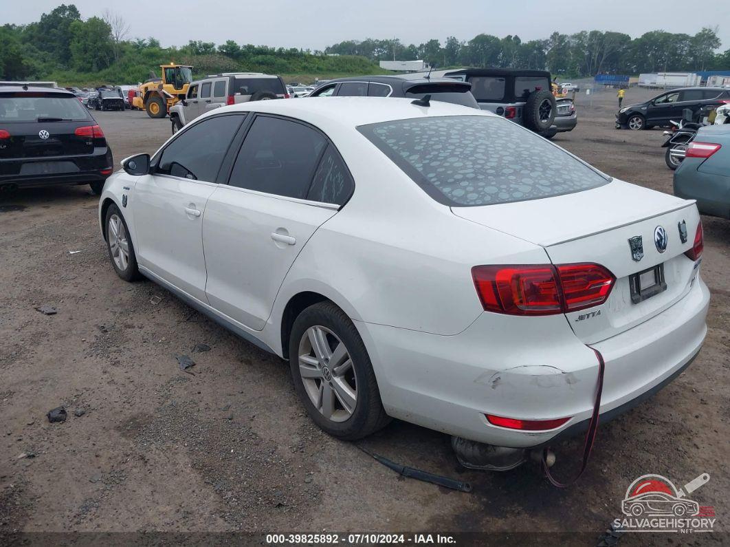 3VW637AJ9EM312594 2014 VOLKSWAGEN JETTA SEDAN photo no. 3
