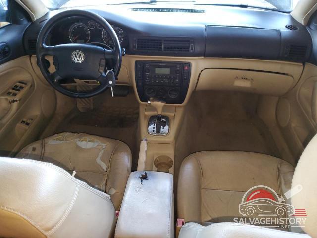 WVWPD63B72P444568 2002 VOLKSWAGEN PASSAT photo no. 8
