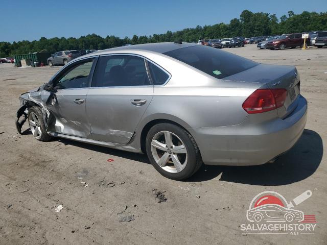 1VWBP7A31CC043736 2012 VOLKSWAGEN PASSAT photo no. 2